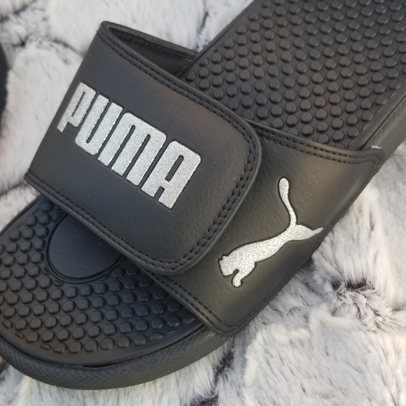 🔥PUMA!!!🔥SILVER GLITTER PUMA SLIDES!! LAST!! - Picture 3 of 8